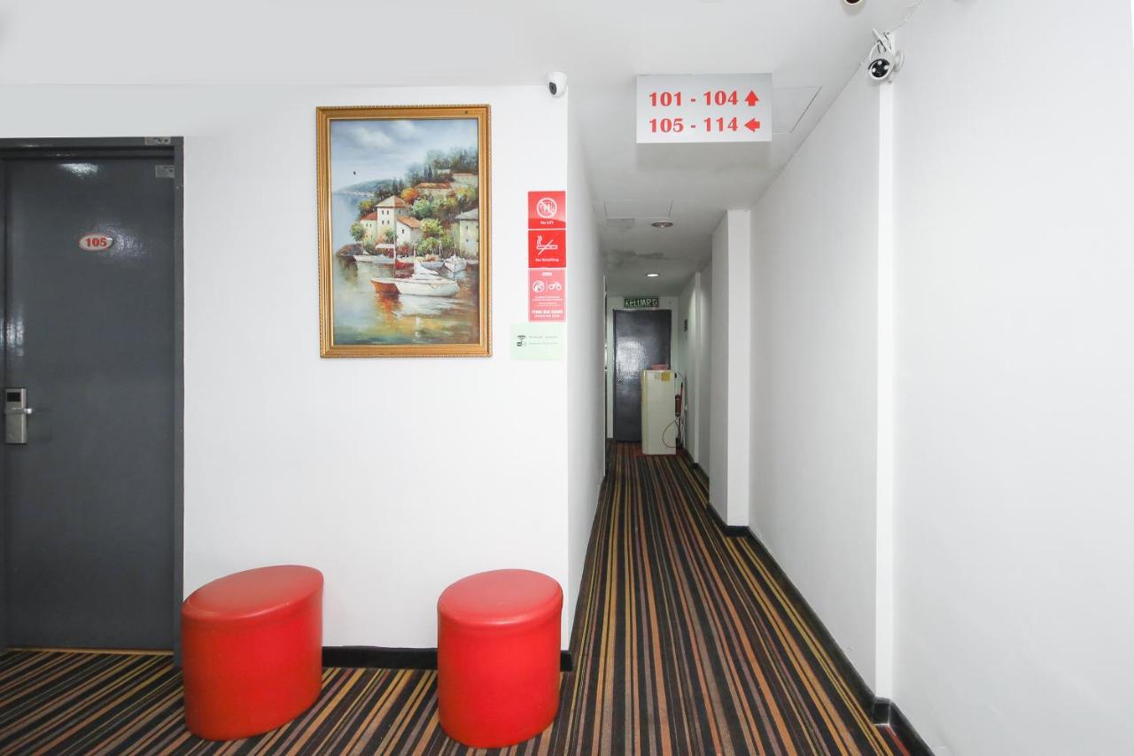 Super Oyo 90345 Tm Hotel Ampang  Esterno foto