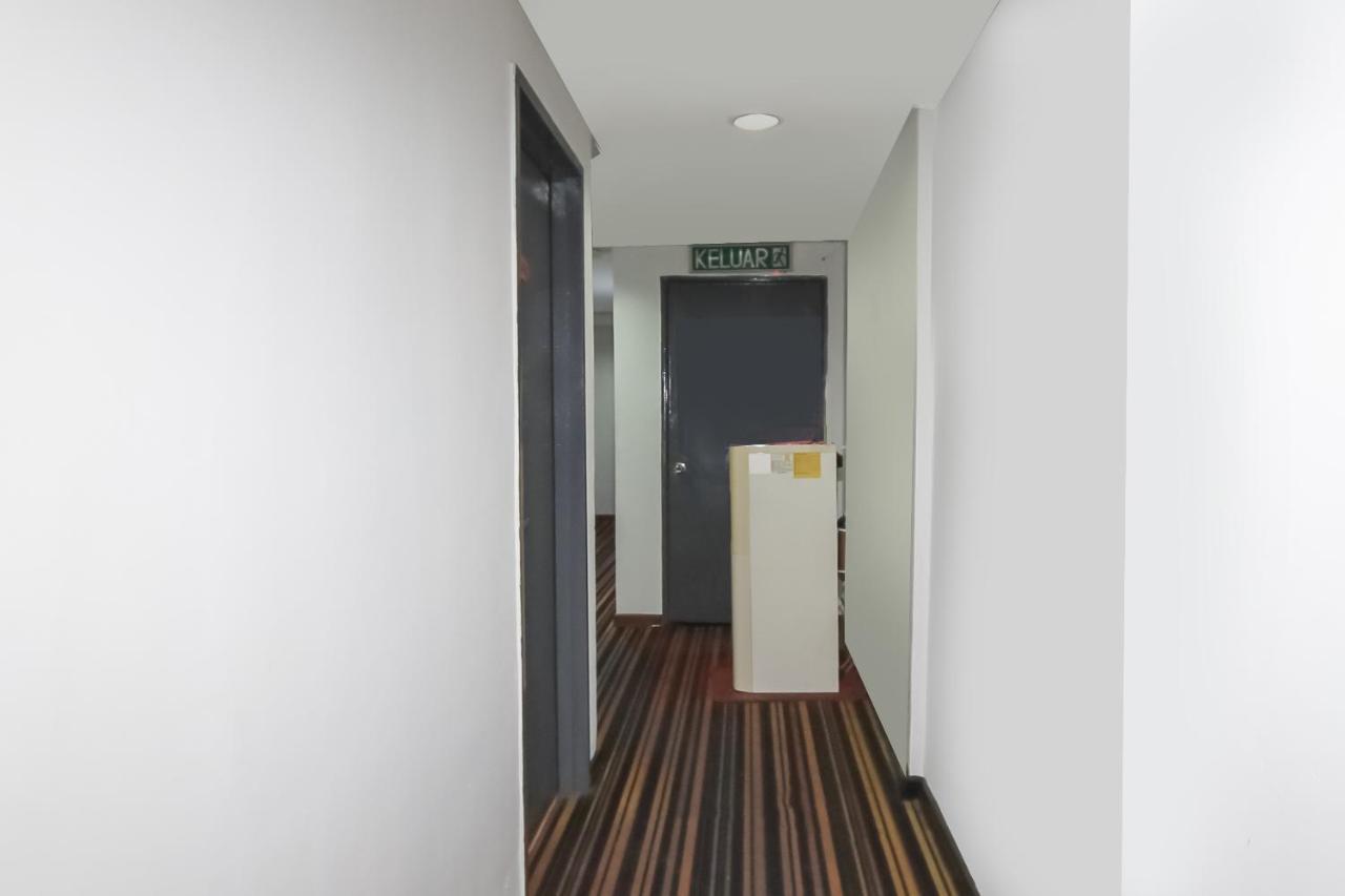 Super Oyo 90345 Tm Hotel Ampang  Esterno foto