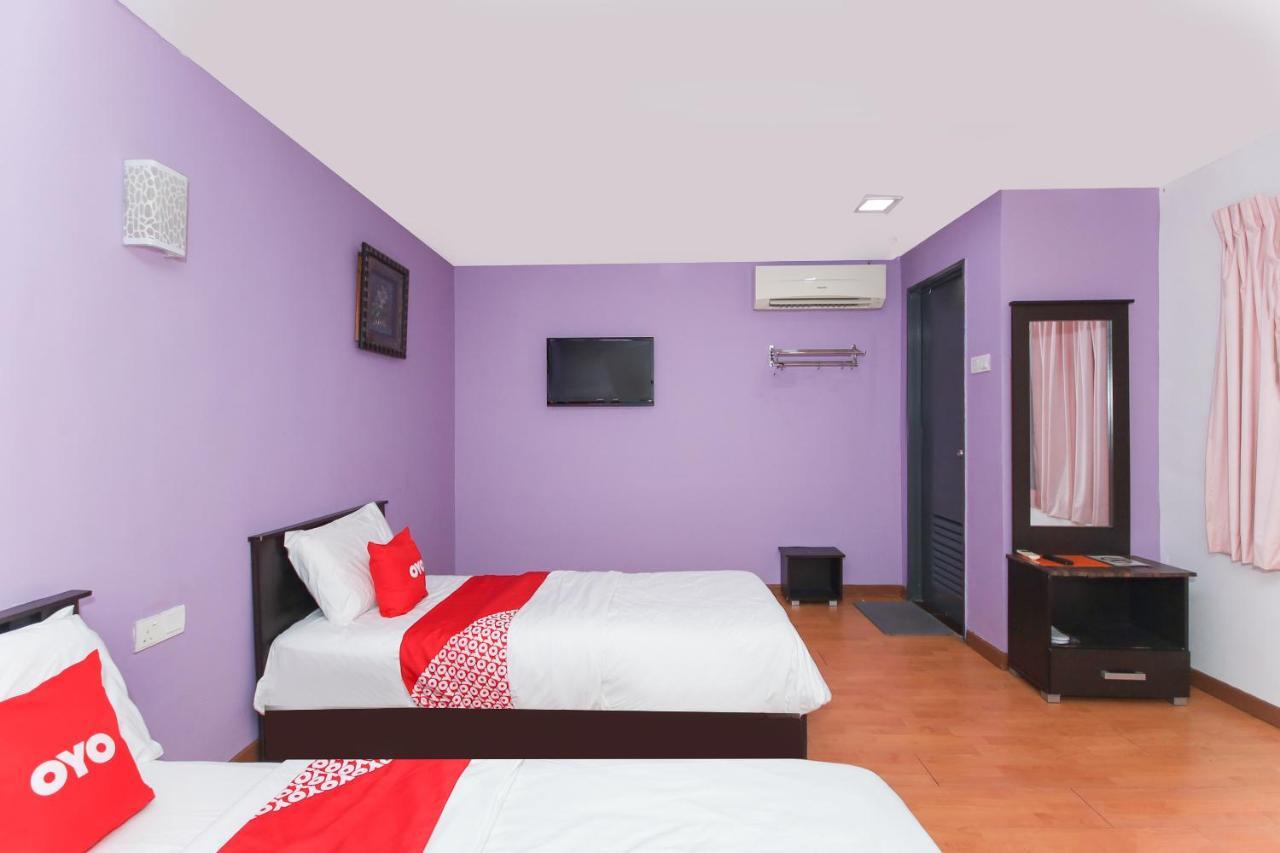 Super Oyo 90345 Tm Hotel Ampang  Esterno foto