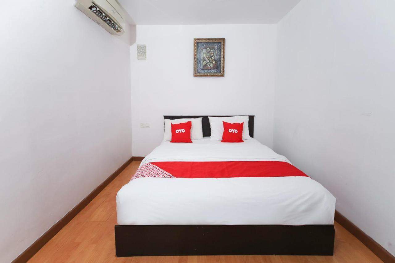 Super Oyo 90345 Tm Hotel Ampang  Esterno foto