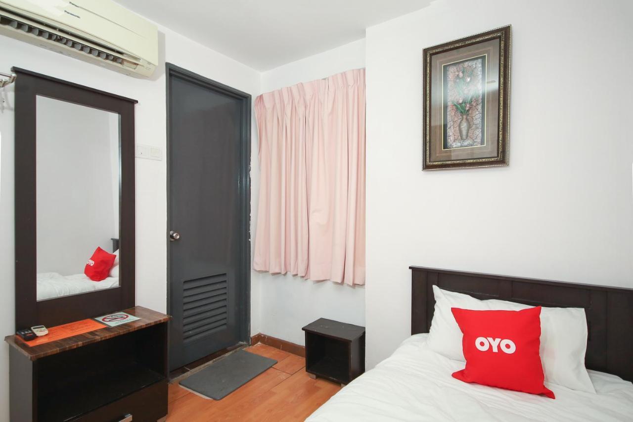 Super Oyo 90345 Tm Hotel Ampang  Esterno foto